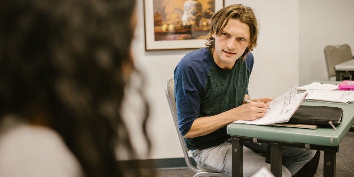 Mastering the Essay: A Guide to Structure, Style, and Substance