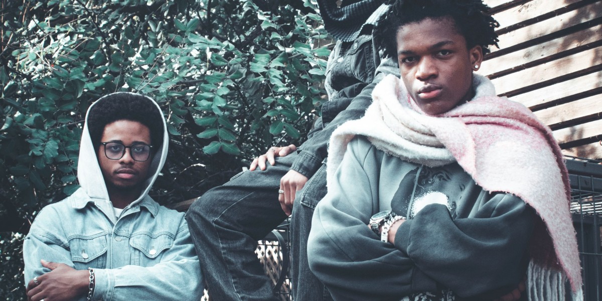 How to Stand Out with Mixed Emotions Clothing?