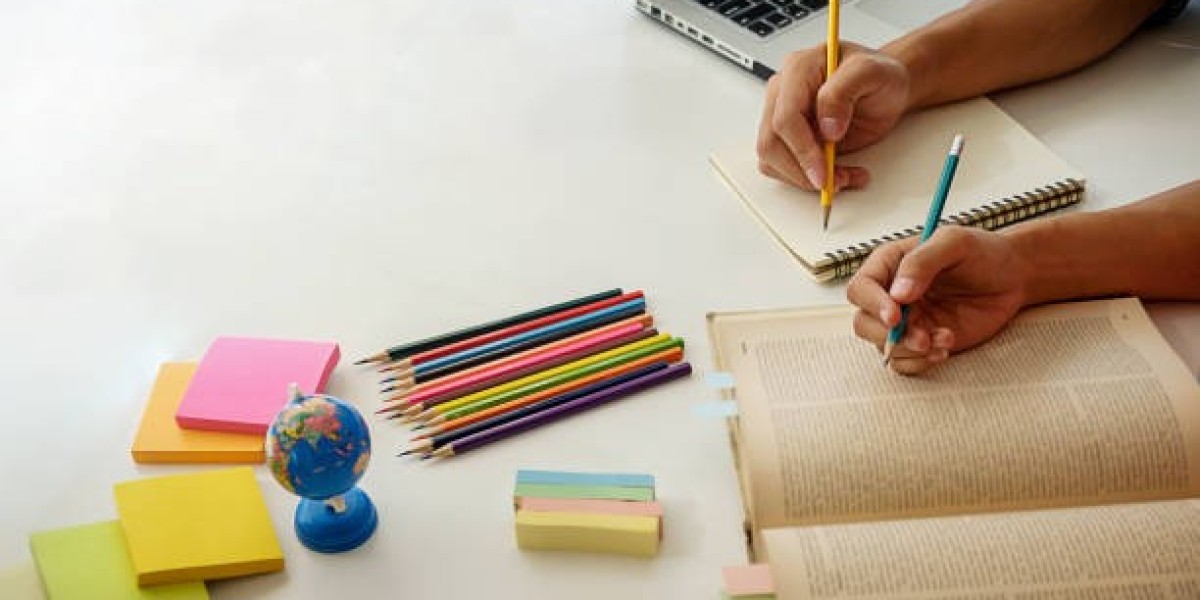 How to Write Essays That Actually Show You Know the Subject