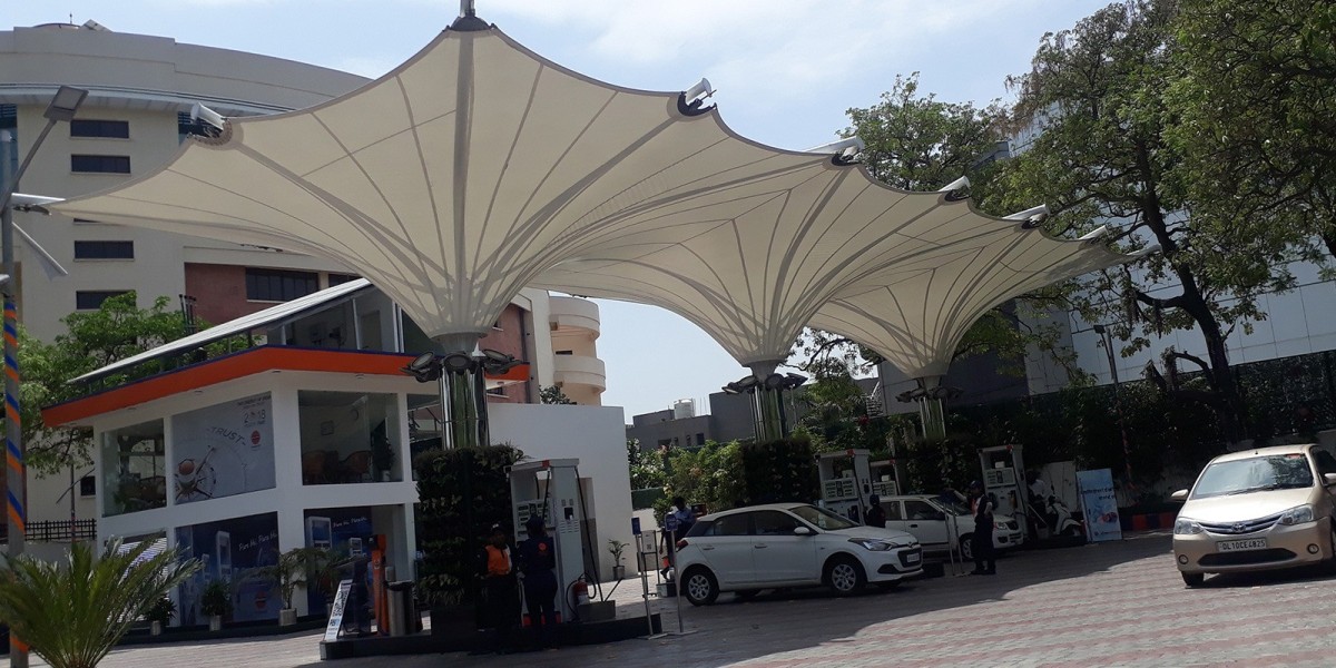 Benefits of Atrium Tensile Structures for Commercial Buildings