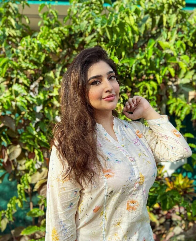 Authentic Escorts Service In Ajman 0529041002 Ajman Escorts