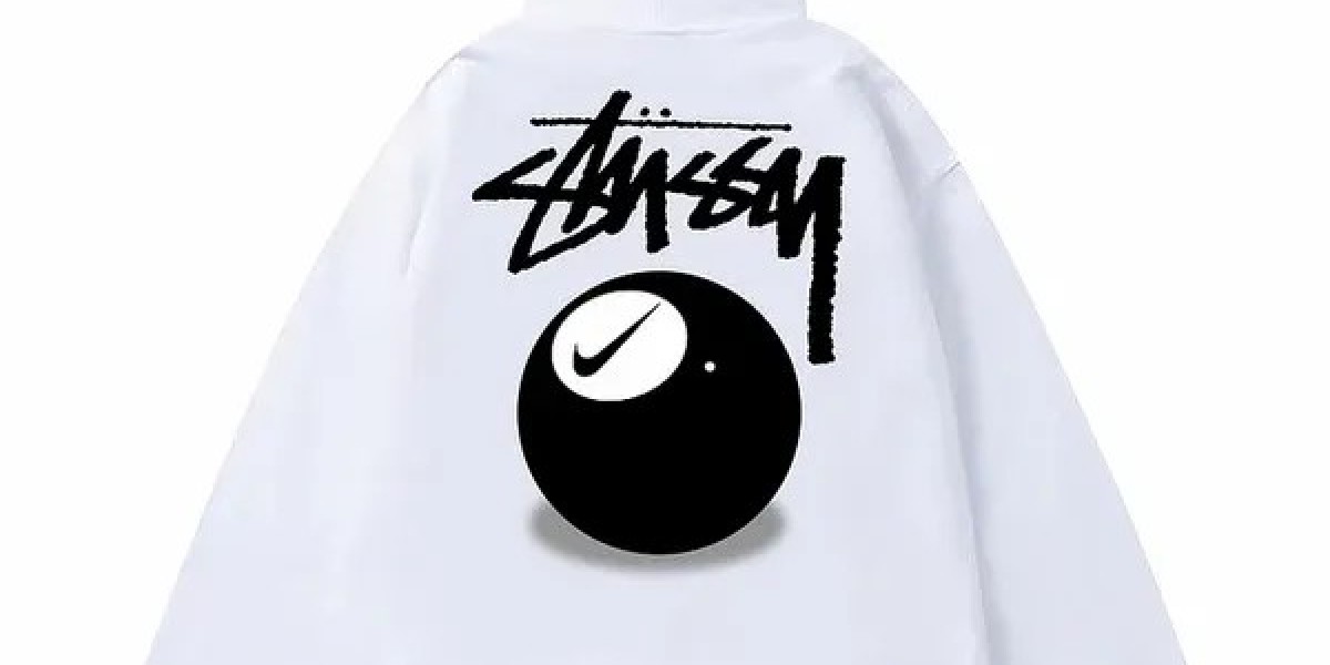 Stussy Jacket: Modern Streetwear With Everyday Comfort