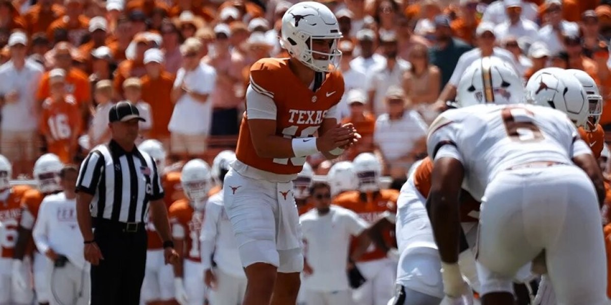 Texas Longhorns Obtain Fresh Kicker inside Memphis Move