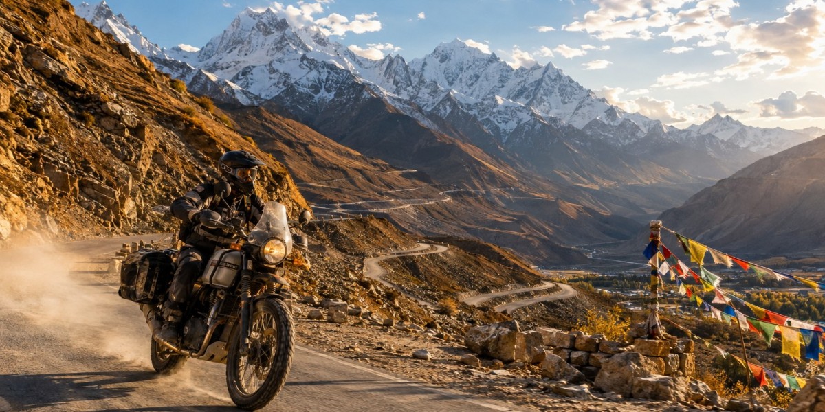 Explore India Your Way: From Cultural Discoveries to Epic Road Journeys