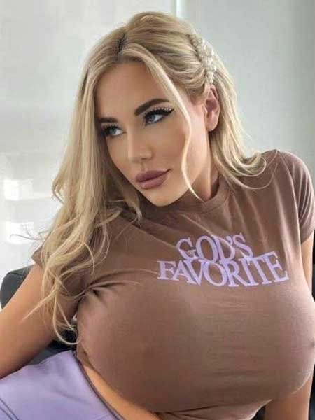 Escorts Service in Aerocity, Female Escorts in Aerocity Hotels
