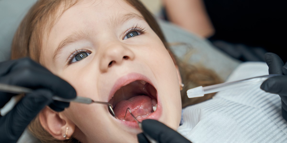 Does Your Child Really Need a Tooth Extraction? Signs Parents Should Never Ignore
