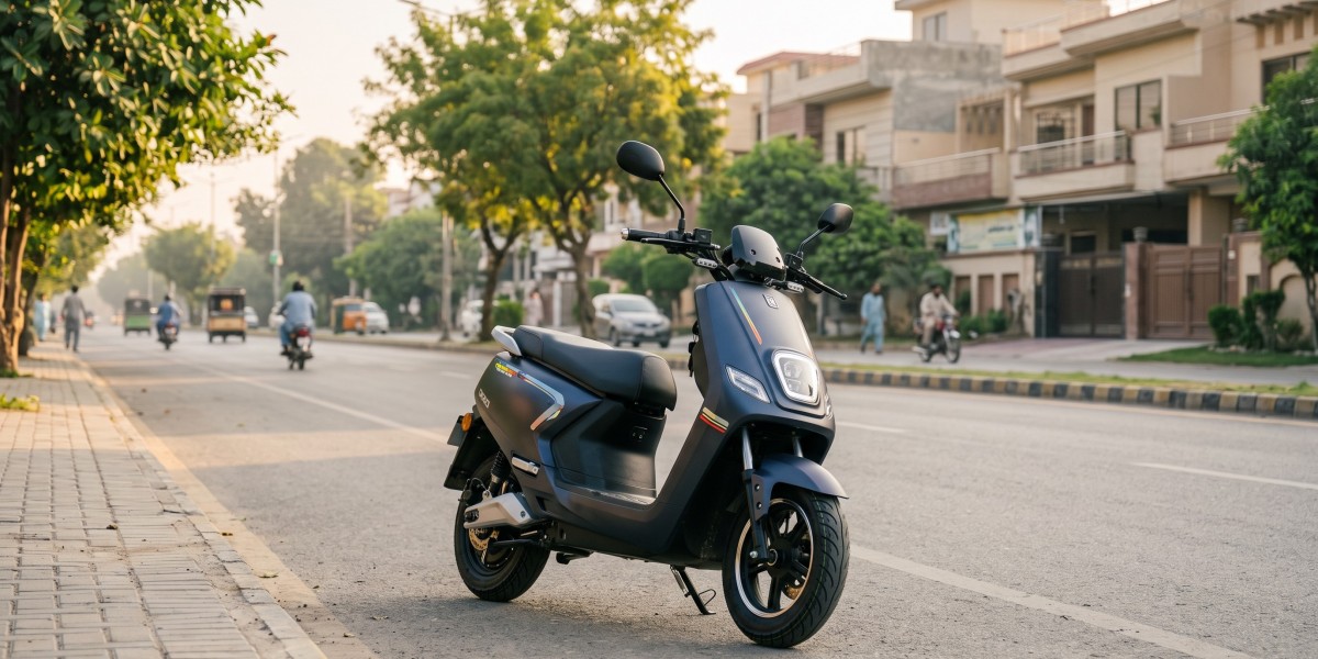 Electric Scooter in Lahore with 130+ km Range – Is It Worth Buying?